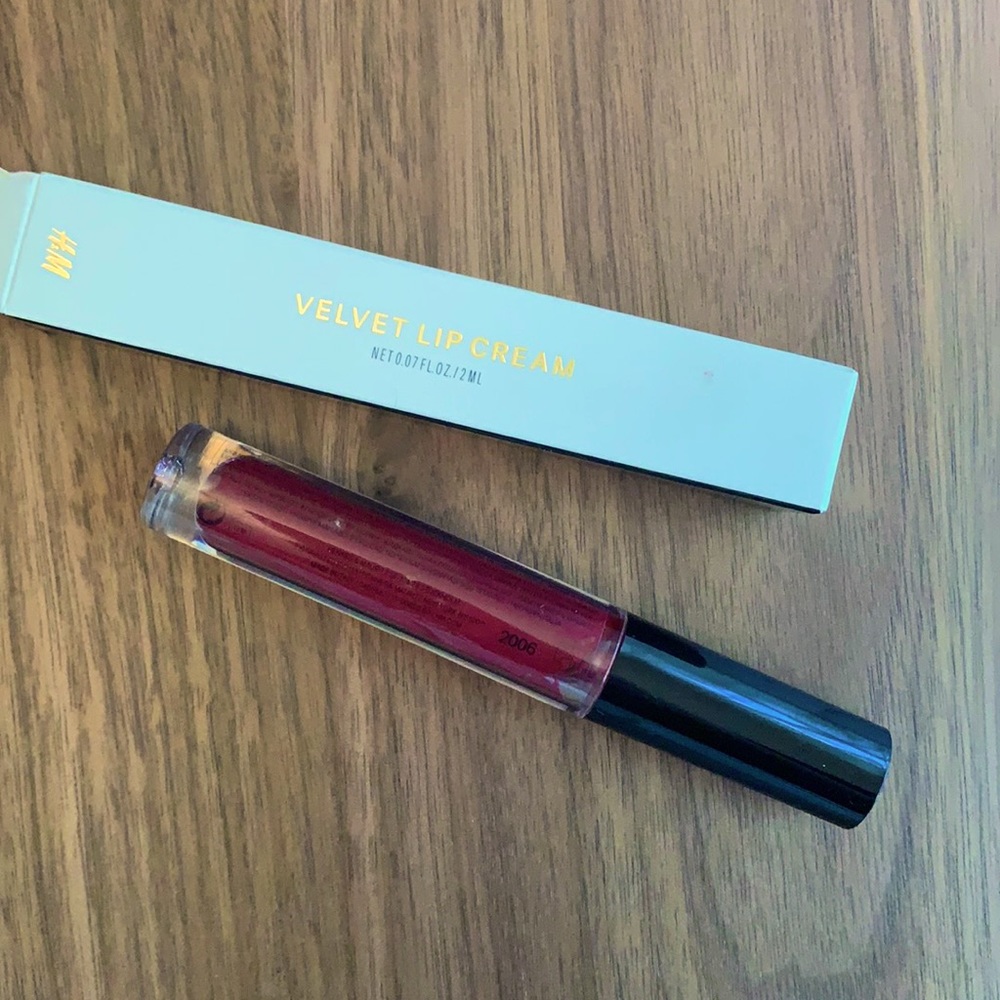 H&M Velvet Lip Cream - Screen Siren